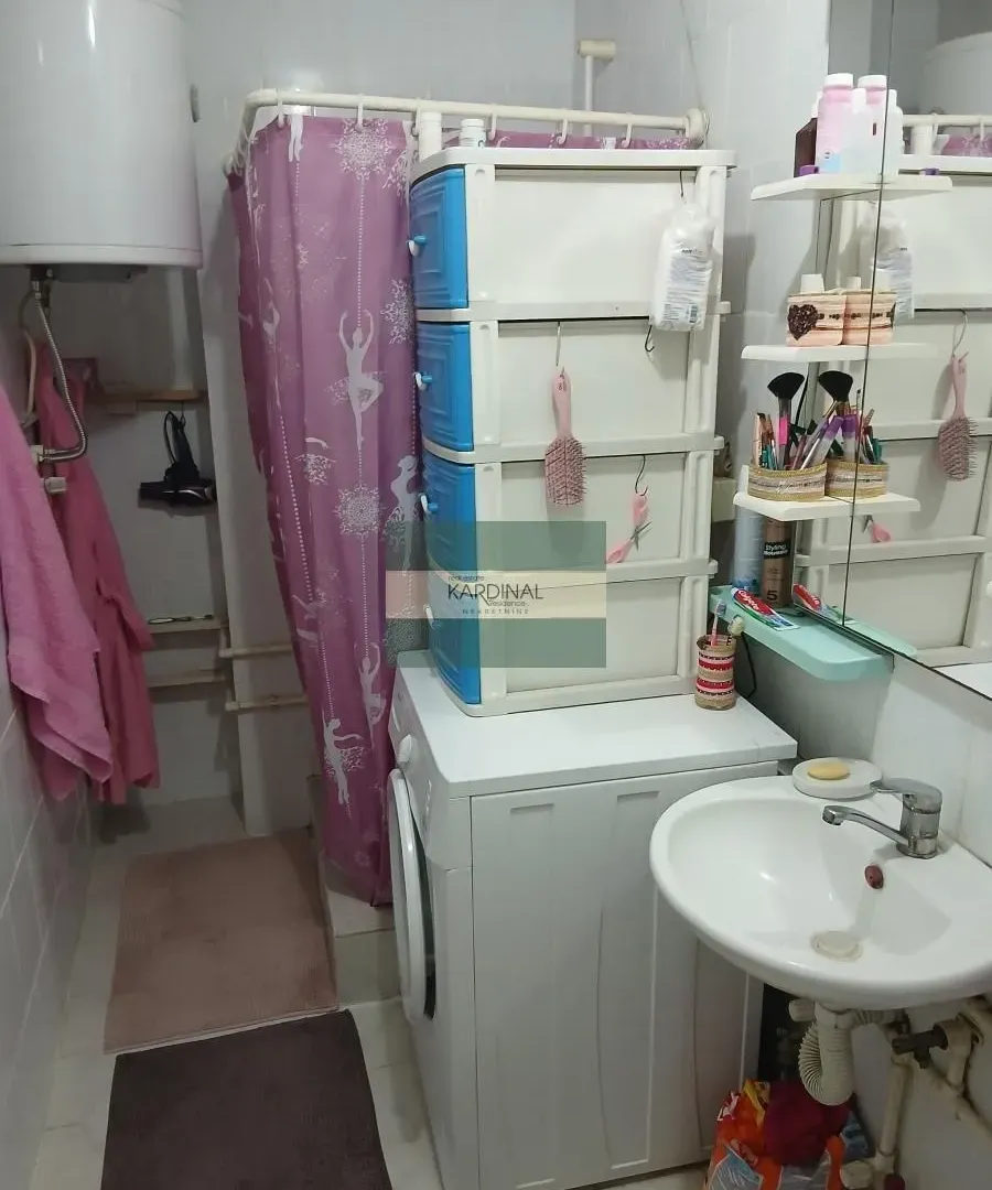 Prodaja, jednosoban stan, 37m², Centar, Jagodina