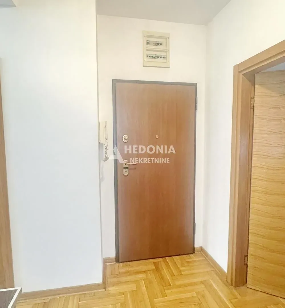Sale, two bedroom apartment, 57m², Đeram Pijaca, Beograd