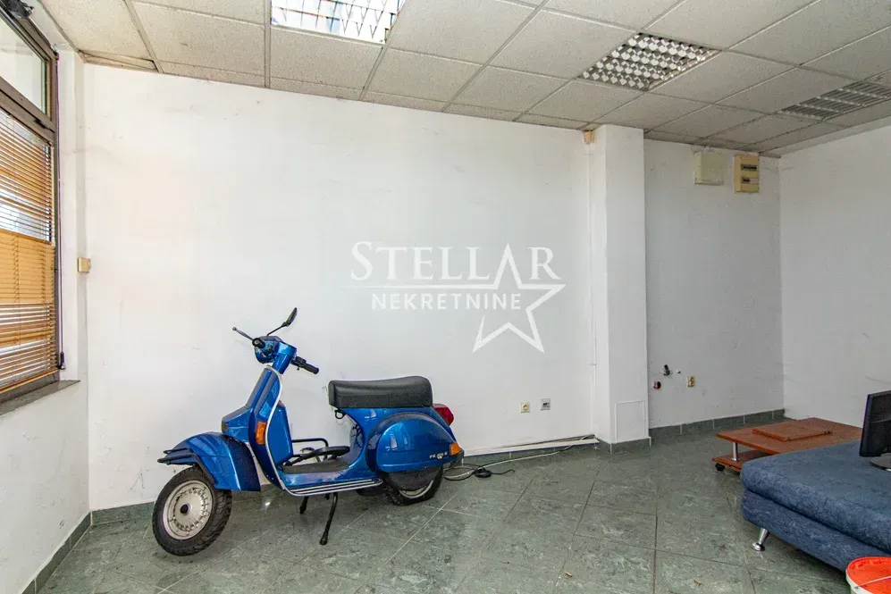 Rent, office space, 76m², Stara Varoš, Podgorica