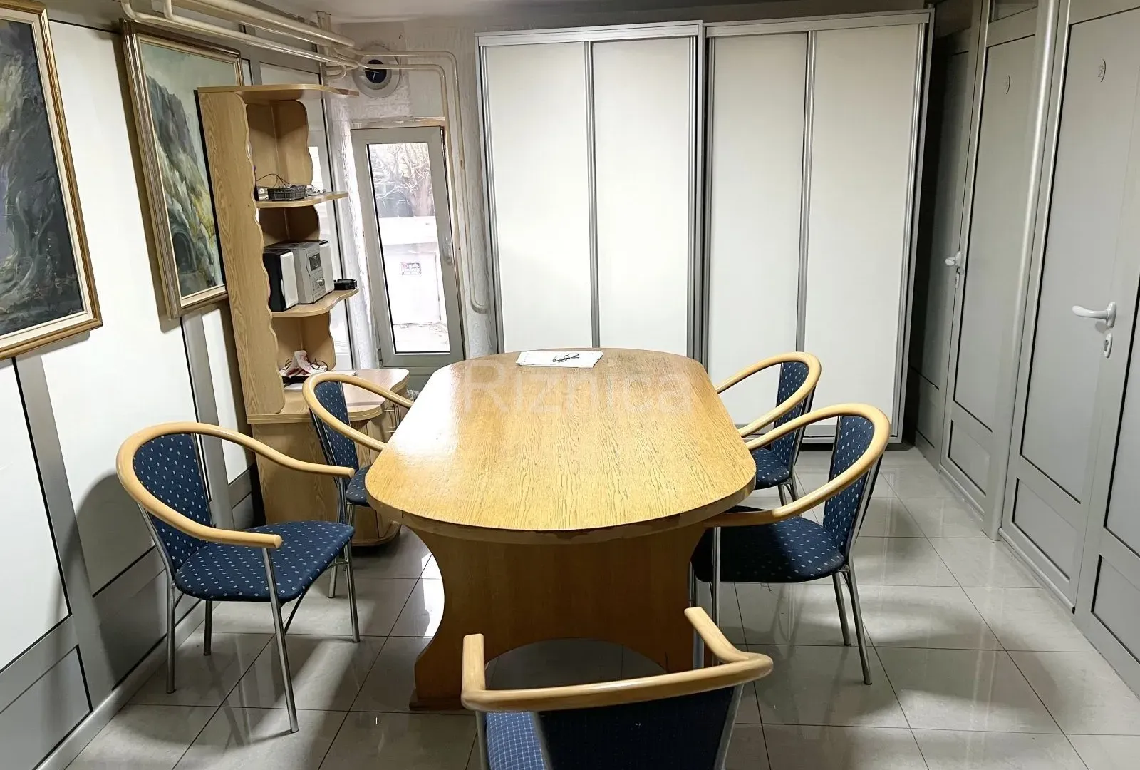 Sale, office space, 109m², Niš, Srbija