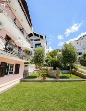 Sale, house, 341m², Tivat, Crna Gora - image 2