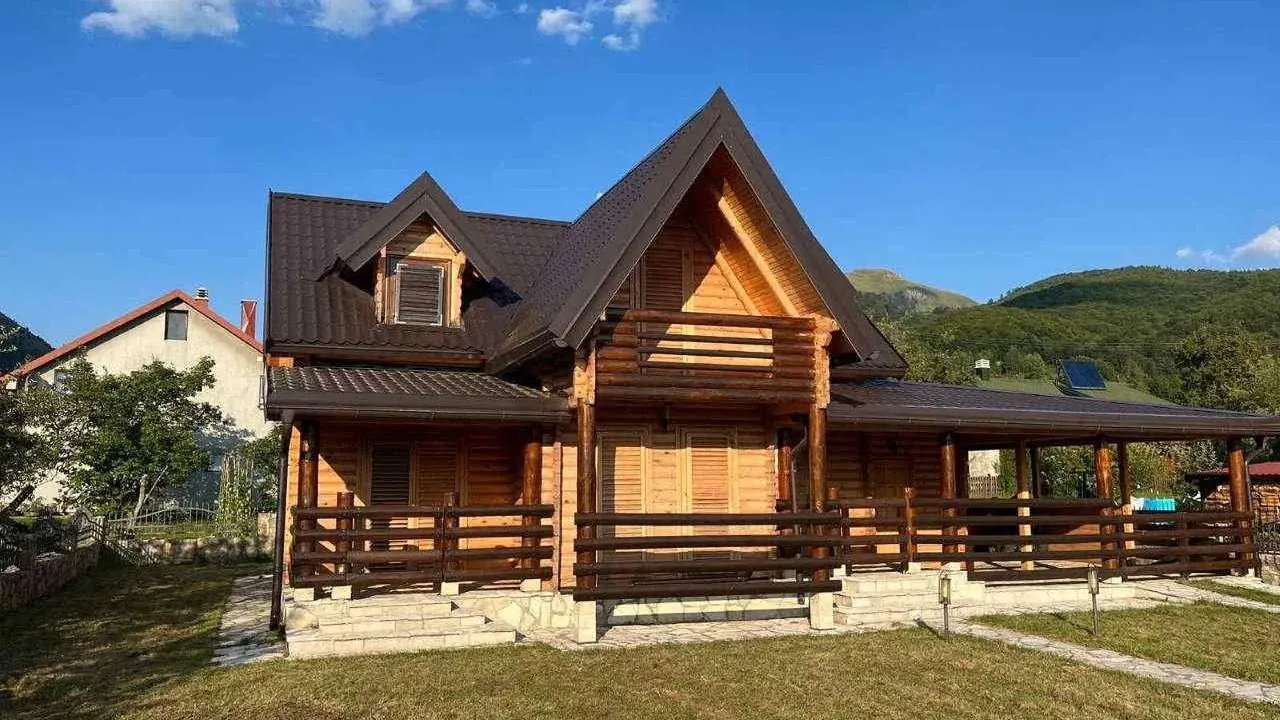 Sale, house, 180m², Kolašin, Crna Gora