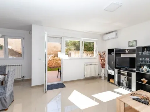 Sale, one bedroom apartment, 45m², Ratiševina, Herceg Novi - image 6