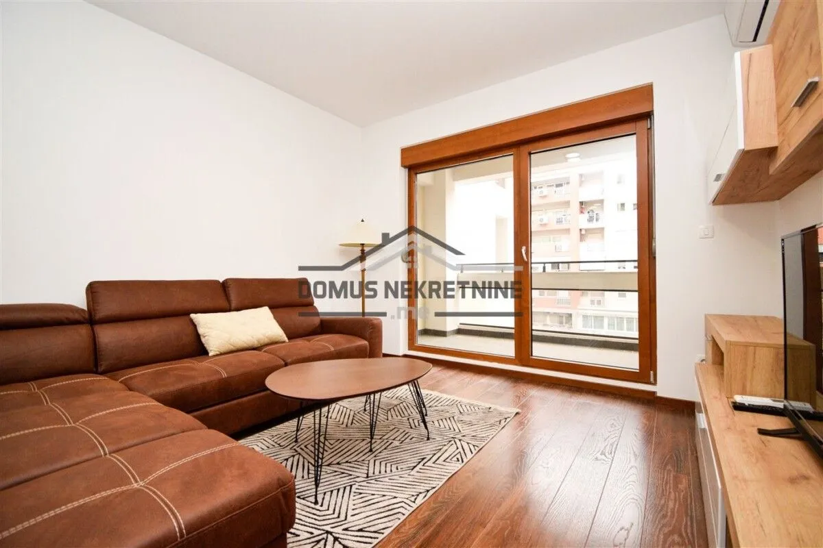 Rent, one bedroom apartment, 52m², Master Kvart, Podgorica