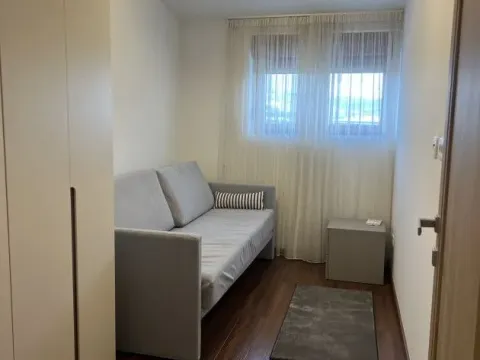 Rent, four bedroom apartment, 127m², Master Kvart, Podgorica - image 7