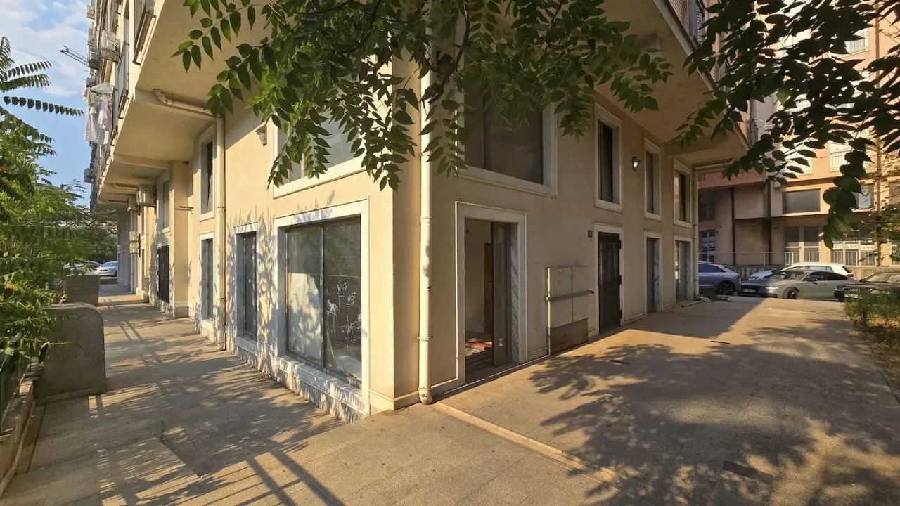 Sale, office space, 62m², 1 maj, Podgorica