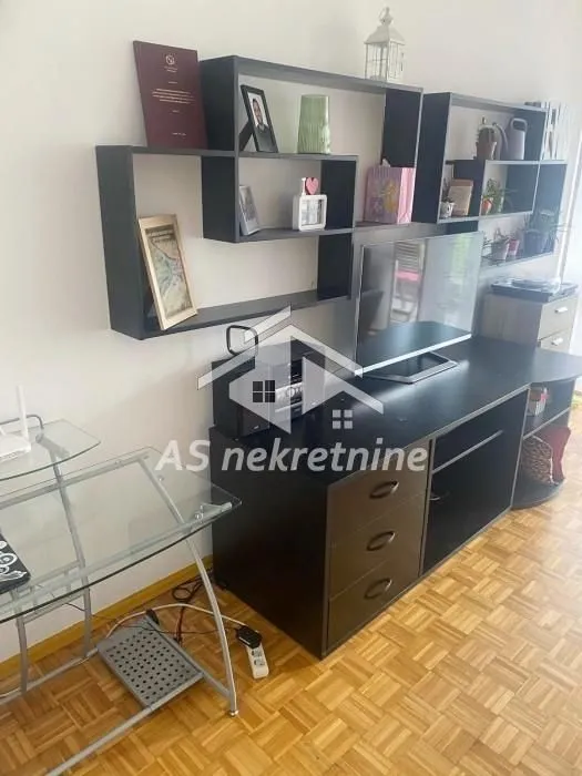 Rent, three bedroom apartment, 76m², Novi Beograd Sve Podlokacije, Beograd