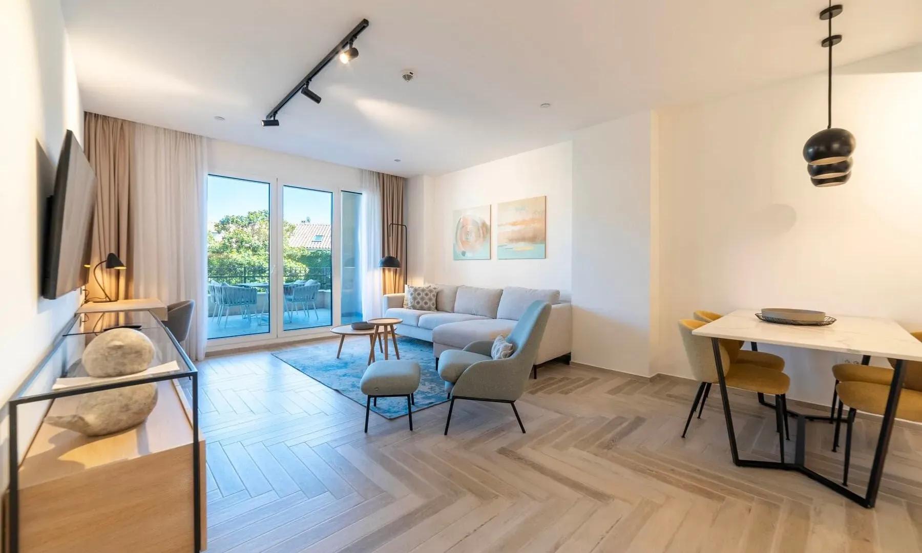 Prodaja, trosoban stan, 79m², Kotor, Crna Gora