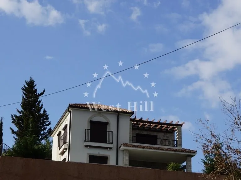 Sale, house, 201m², Mojdež, Herceg Novi