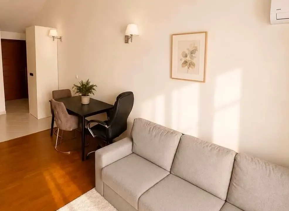 Prodaja, dvosoban stan, 66m², Podkošljun, Budva