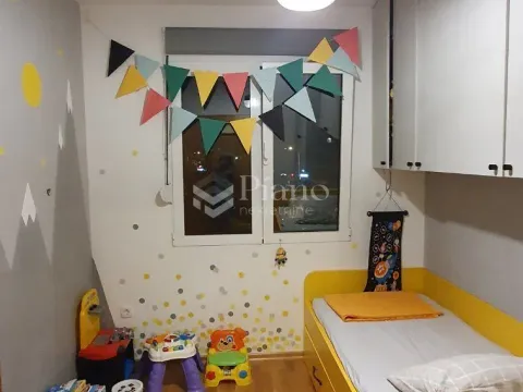 Izdavanje, dvosoban stan, 55m², Blok 6, Podgorica - image 8