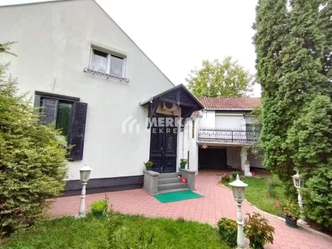 Sale, house, 270m², Čenta, Zrenjanin
