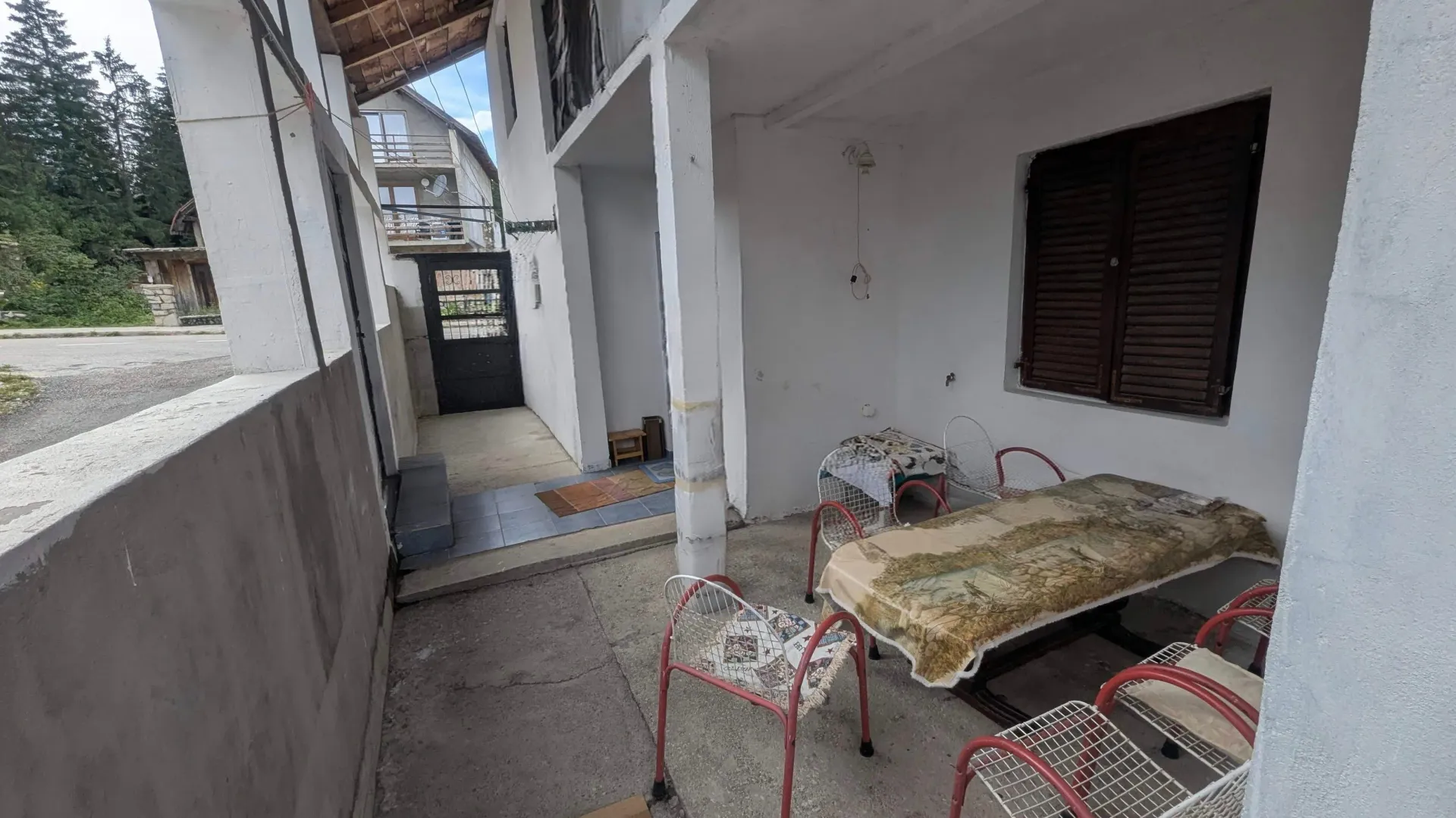 Prodaja, dvosoban stan, 68m², Centar, Žabljak