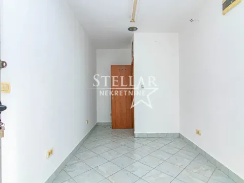 Rent, office space, 11m², Pobrežje, Podgorica - image 4