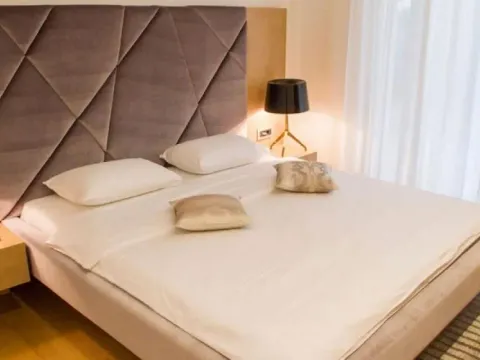 Prodaja, trosoban stan, 502m², Budva, Crna Gora - image 4