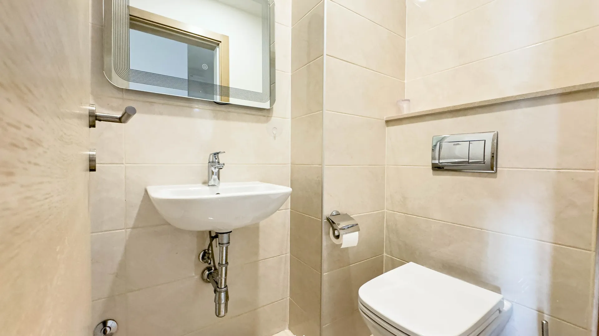 Sale, two bedroom apartment, 71m², Bečići, Budva