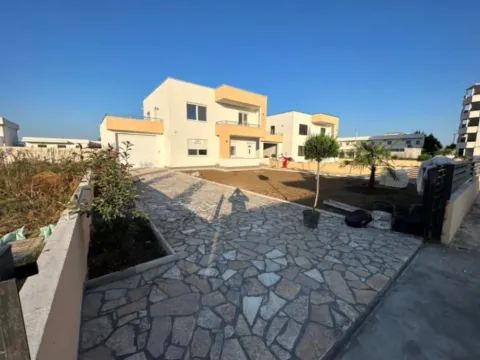 Prodaja, kuća, 180m², Donji Štoj, Ulcinj - image 12