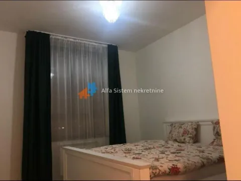 Izdavanje, trosoban stan, 86m², Savski Venac, Beograd - image 5