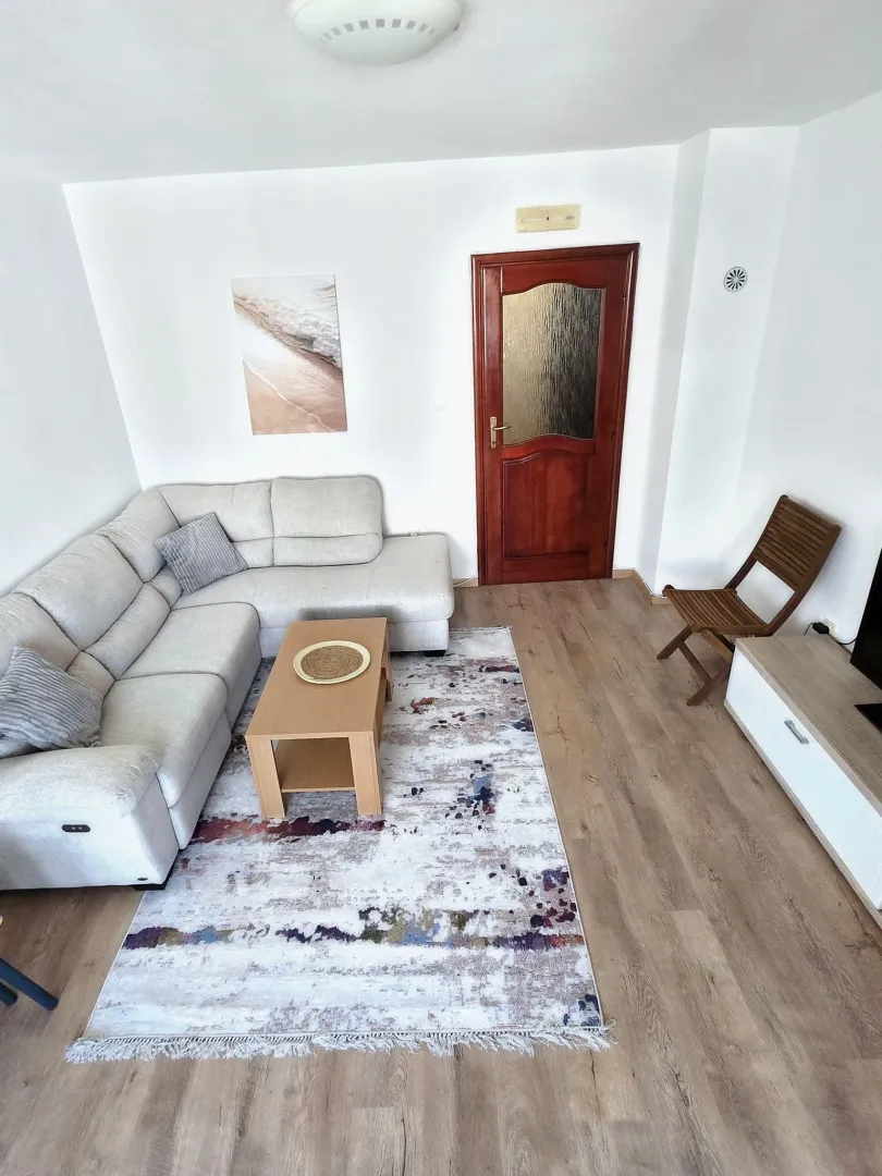 Prodaja, jednosoban stan, 57m², Ilino, Bar