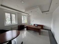 Izdavanje, poslovni prostor, 240m², Drac, Podgorica - image 13