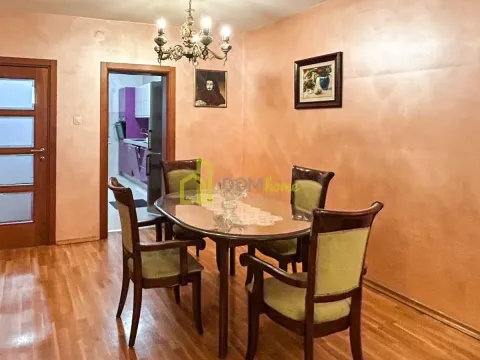 Izdavanje, kuća, 220m², Konik, Podgorica - image 3