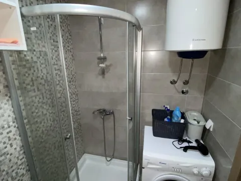 Rent, one bedroom apartment, 45m², Vezirov Most, Podgorica - image 4