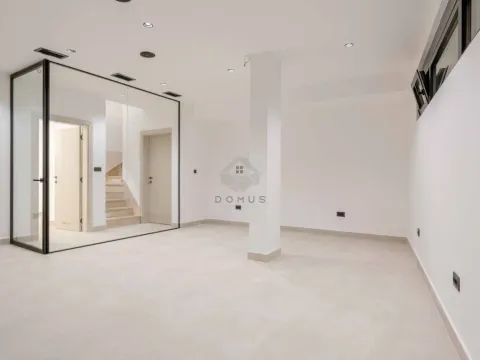 Sale, house, 240m², Kamenovo, Budva - image 23