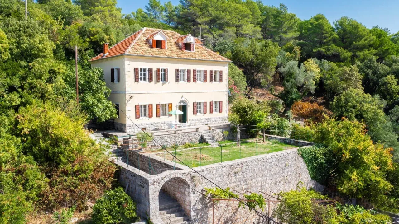 Sale, house, 350m², Bigova, Kotor