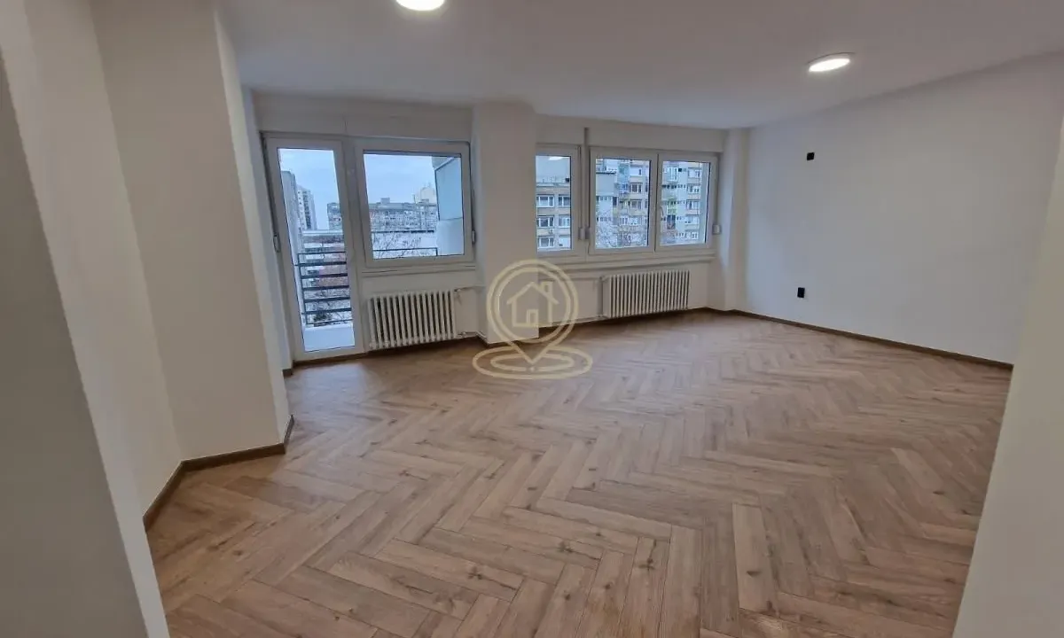 Prodaja, trosoban stan, 73m², Bulevar Oslobodjenja, Novi Sad Sve Podlokacije