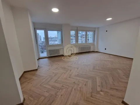 Stan in Bulevar Oslobodjenja