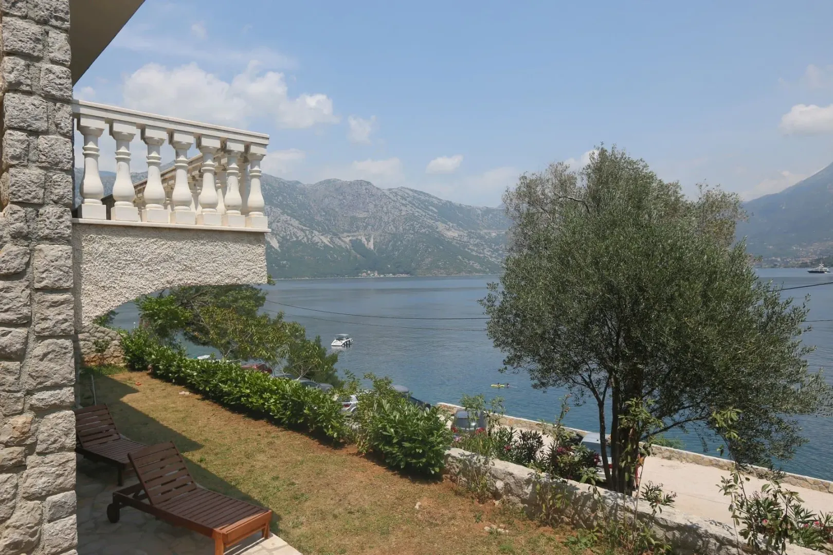 Prodaja, kuća, 235m², Kostanjica, Kotor