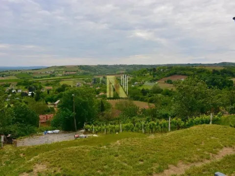 Prodaja, kuća, 138m², Tekije, Petrovaradin
