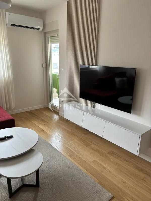 Rent, one bedroom apartment, 50m², Central Point, Podgorica