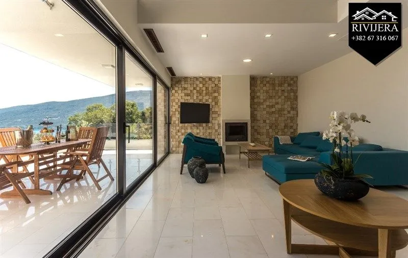 Prodaja, kuća, 323m², Đenovići, Herceg Novi