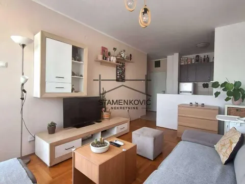 Prodaja, dvosoban stan, 52m², Grbavica, Novi Sad Sve Podlokacije - image 2