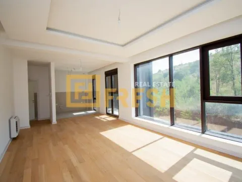 Prodaja, trosoban stan, 132m², Gornja Gorica, Podgorica - image 4