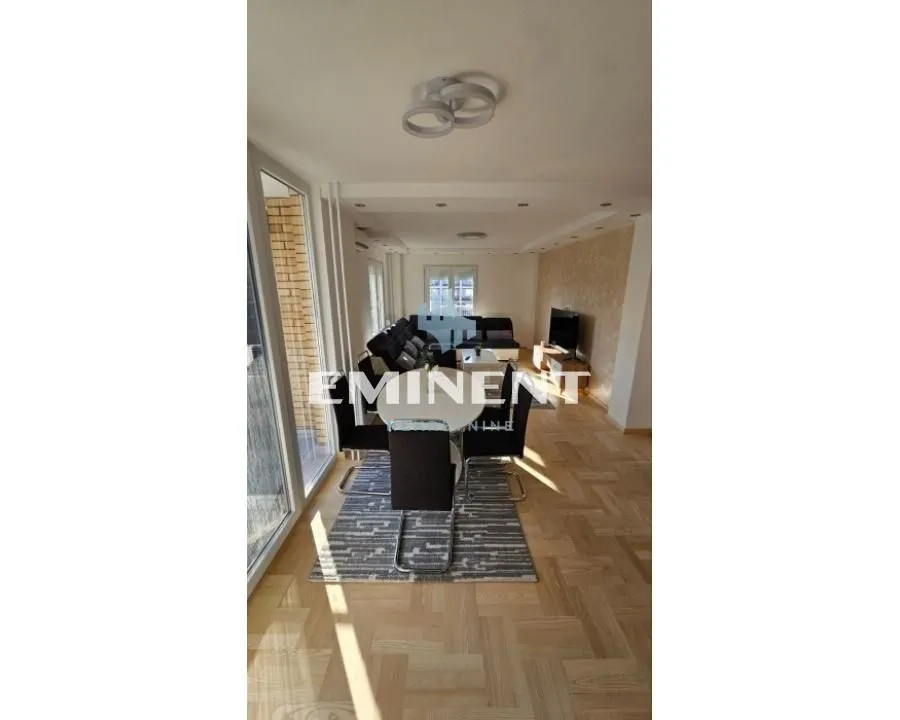 Izdavanje, trosoban stan, 69m², Novi Beograd Sve Podlokacije, Beograd
