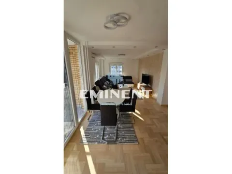 Izdavanje, trosoban stan, 69m², Novi Beograd Sve Podlokacije, Beograd - image 1