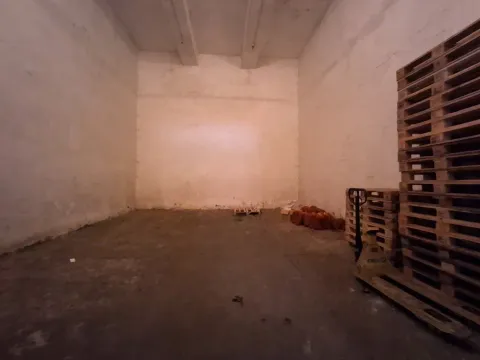 Rent, office space, 1500m², Tuški Put, Podgorica - image 8