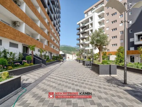 Sale, one bedroom apartment, 44m², Budva, Crna Gora - image 10