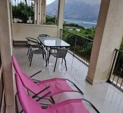 Prodaja, stan, 83m², Kotor, Crna Gora - image 3