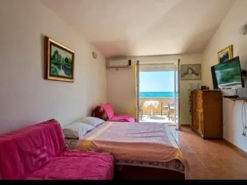 Sale, one bedroom apartment, 44m², Rafailovići, Budva - image 4