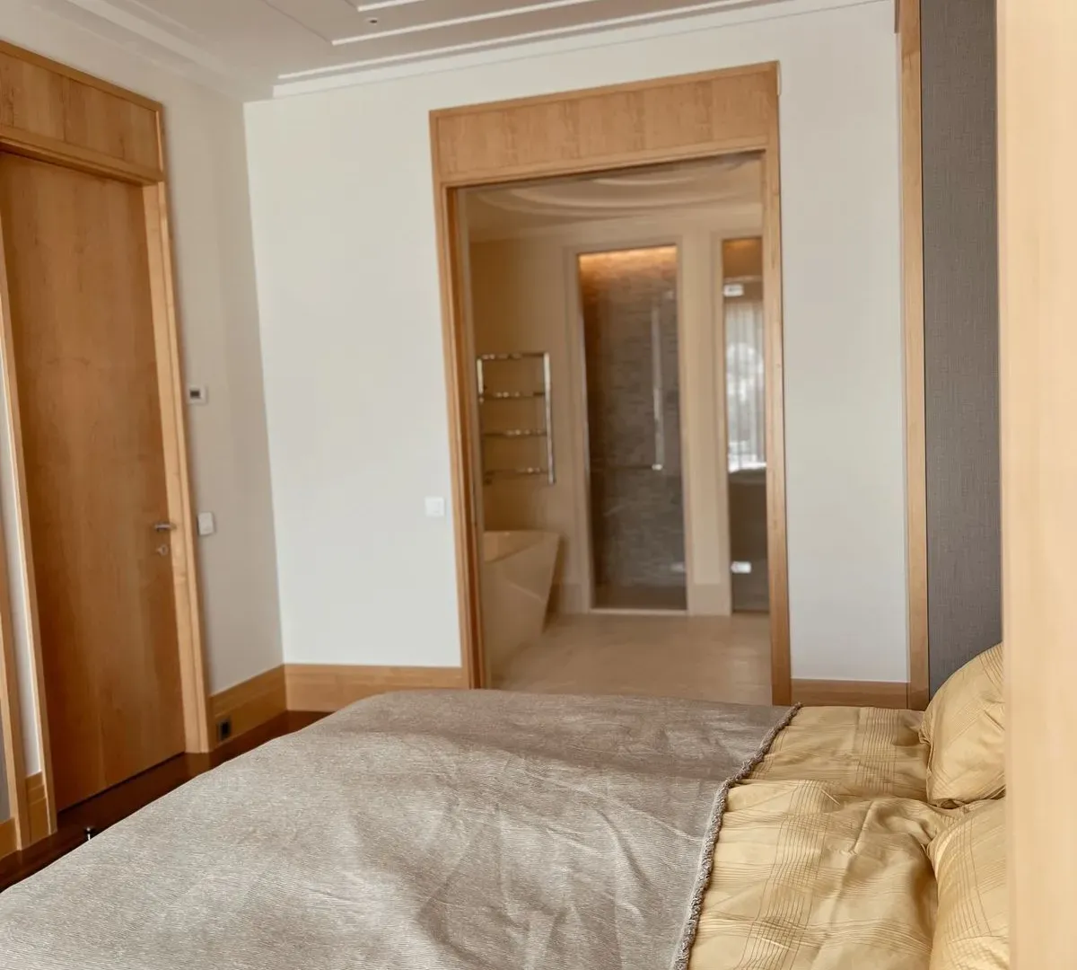 Prodaja, jednosoban stan, 80m², Tivat, Crna Gora