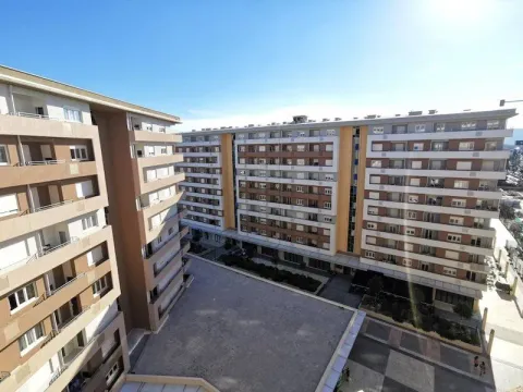 Izdavanje, jednosoban stan, 47m², Central Point, Podgorica - image 14