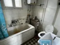 Prodaja, kuća, 308m², Centar, Jagodina - image 16