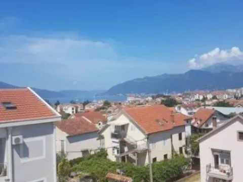 Sale, three bedroom apartment, 99m², Tivat, Crna Gora - image 2
