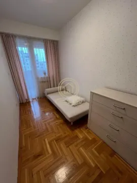 Izdavanje, trosoban stan, 80m², Marger, Niš - image 10