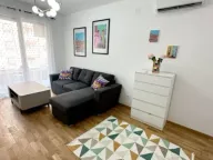 Izdavanje, dvosoban stan, 65m², Bečići, Budva - image 4