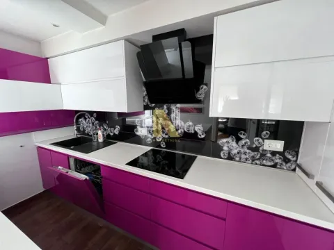 Prodaja, četvorosoban stan, 125m², Adamovićevo Naselje, Novi Sad Sve Podlokacije - image 5