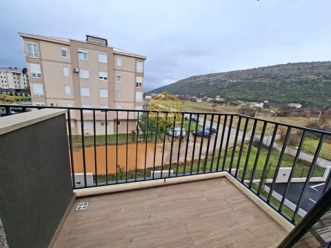 Izdavanje, jednosoban stan, 40m², Tološi, Podgorica - image 8